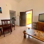 Apartment With Pool