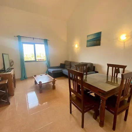 Apartment With Pool Appartamento Corralejo