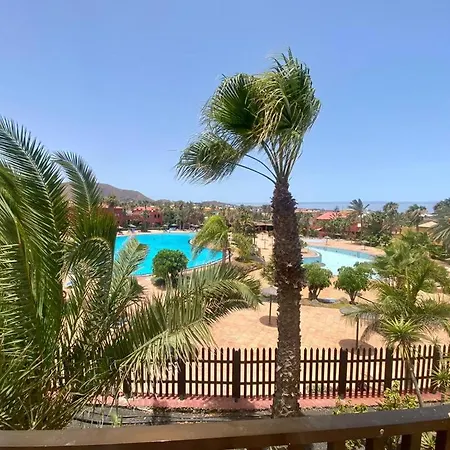 Apartment With Pool Appartamento Corralejo